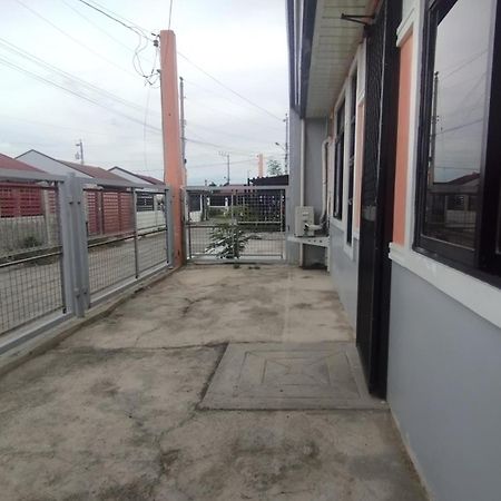 2 Bedroom House At Deca Homes Talomo Davao City Εξωτερικό φωτογραφία
